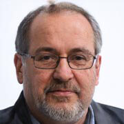 Harry - offering math tutoring service in Parafield Gardens