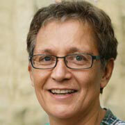 Lachlan - offering math tutoring service in Mermaid Waters