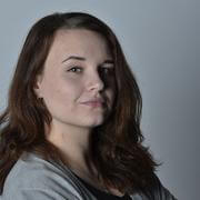 Ebony - offering math tutoring service in Hemmant