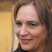 Lucy - offering math tutoring service in Woodville North